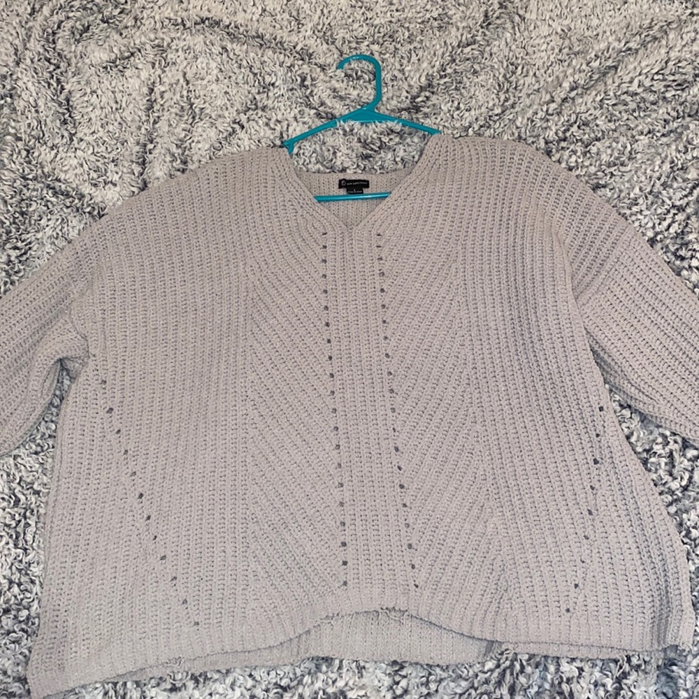 Long sleeve sweater, very warm, good condition.